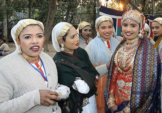 Pin by Coconut Weddings on Muslim Wedding | Muslim wedding, Muslim bride, Muslim  wedding photos